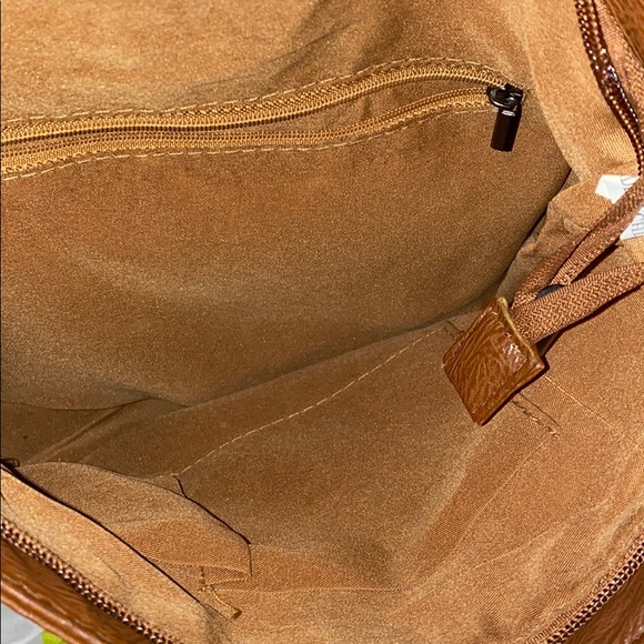 Skull detailed brown purse - Picture 6 of 7